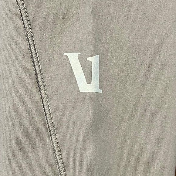 Vuori Evolve Uplift Leggings Smoke - Picture 5 of 6